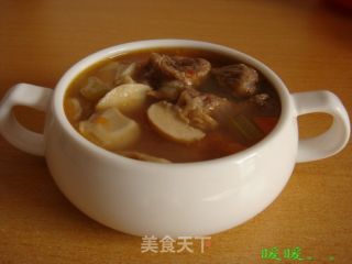 蔬菜牛肉汤的做法步骤：2