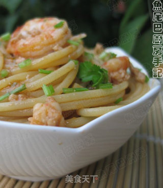 肉酱虾仁拌意面的做法步骤：5