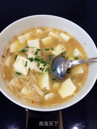 金针菇豆腐汤的做法