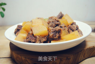萝卜牛腩的做法