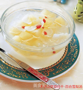 木子山芽百合干-百合雪梨汤的做法