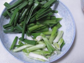 大蒜木耳炒山药的做法步骤：2