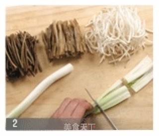 韩国辣味牛肉汤的做法的做法步骤：2