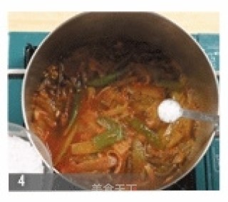 韩国辣味牛肉汤的做法的做法步骤：2