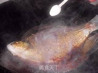 吃不厌的------红烧鳊鱼的做法步骤：4