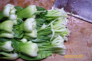 早餐精典制作《芹菜虾皮.蘑菇鸡丁菜炒饭》的做法步骤：15
