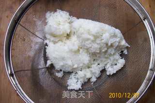 早餐精典制作《芹菜虾皮.蘑菇鸡丁菜炒饭》的做法步骤：15