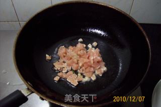 早餐精典制作《芹菜虾皮.蘑菇鸡丁菜炒饭》的做法步骤：15