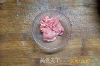 早餐精典制作《芹菜虾皮.蘑菇鸡丁菜炒饭》的做法步骤：15