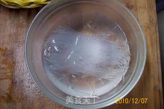 早餐精典制作《芹菜虾皮.蘑菇鸡丁菜炒饭》的做法步骤：15