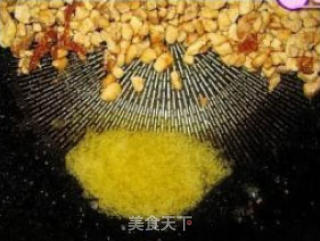 肉丁蘑菇酱的做法步骤：2