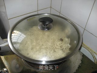 蘑菇肉焖面的做法步骤：3