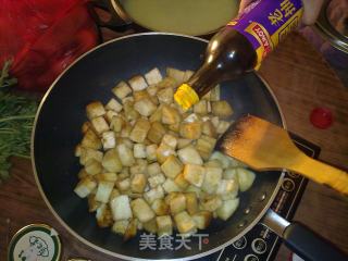 酱烧茄块的做法步骤：2
