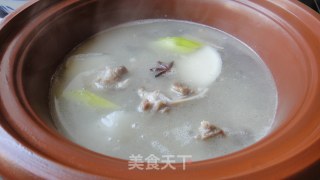 清炖羊排萝卜汤的做法步骤：3