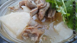 清炖羊排萝卜汤的做法步骤：3