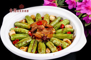 营养美味的【五花肉烧秋葵】的做法
