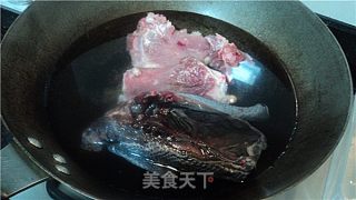 花胶煲竹丝鸡的做法步骤：2