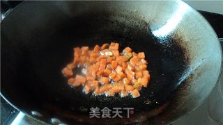 大杂烩炒粒粒的做法步骤：2