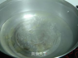 枸杞叶滚汤的做法步骤：2