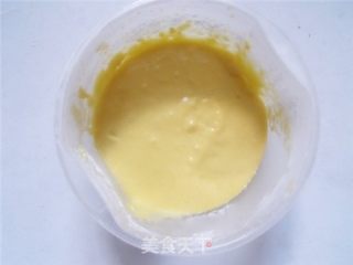 怎样把蛋糕卷进面包里——抹茶戚风面包的做法步骤：2