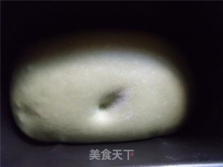 怎样把蛋糕卷进面包里——抹茶戚风面包的做法步骤：2