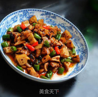 麻辣鲜香藕丁的做法