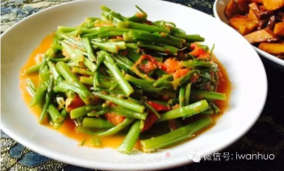 西红柿炒空心菜 素食超简单的做法