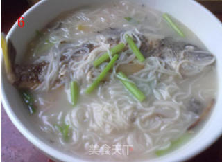 孕期营养餐——黄翅鱼线面的做法步骤：3