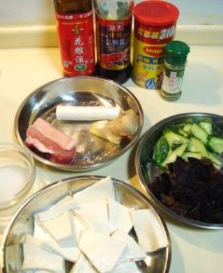 北京传统风味儿“黄焖豆腐”的做法步骤：4