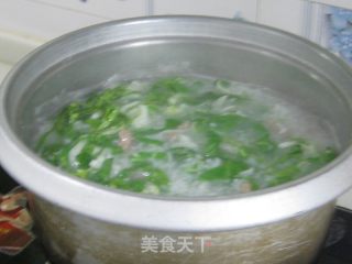 青菜瘦肉粥的做法步骤：2