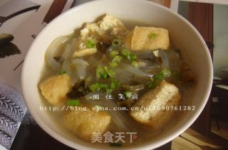 酸菜豆泡红薯粉的做法步骤：2