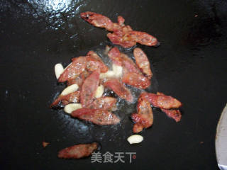 腊肠西兰花的做法步骤：2