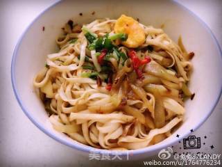 凉拌挂面的做法