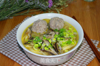 香菇肉丸面的做法