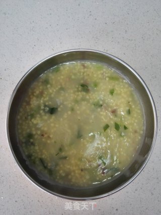 小米油菜肉末粥的做法