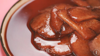 一厨作珐琅铸铁锅之红酒炖梨的做法