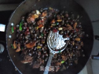 田螺煮鸭的做法