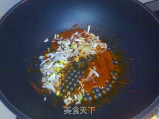 西芹炝拌豆腐的做法步骤：2