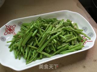 私房清炒泥蒿的做法