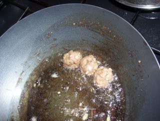 炸牛肉丸子的做法步骤：3