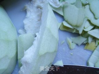 柚子皮变身餐桌上最受欢迎的消食解腻菜——柚香粉蒸肉的做法步骤：4