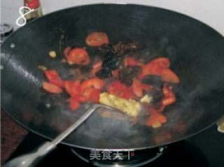 胡萝卜木耳杂炒的做法步骤：3