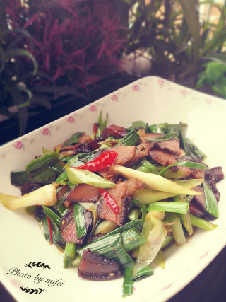 蒜香腊肉的做法