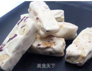 蔓越莓花生牛轧糖的做法