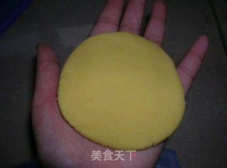 红薯饼的做法步骤：2