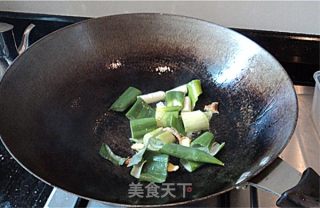 牛腩焖萝卜的做法步骤：2