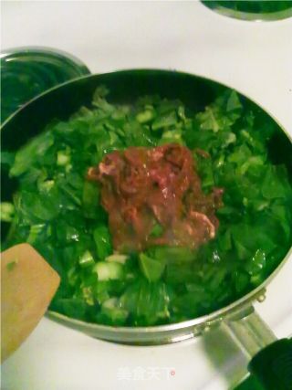 芥兰牛肉的做法步骤：2