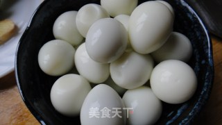 红烧腐乳肉卤蛋的做法步骤：3