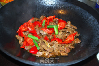 黑椒鸡胗的做法步骤：2