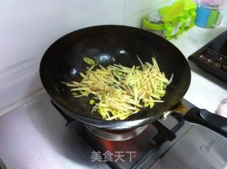 姜丝肉的做法步骤：2